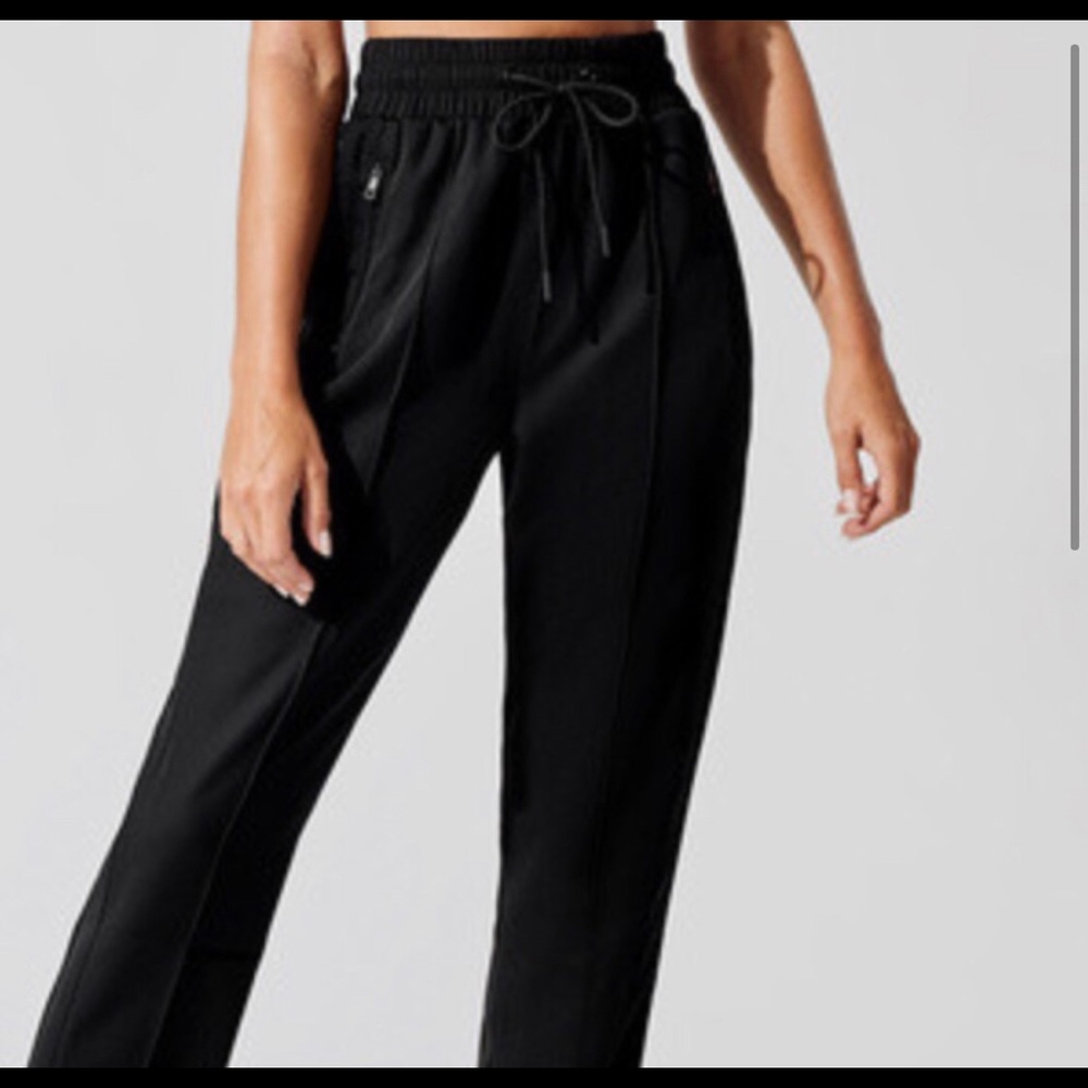 Carbon38 tapered pants